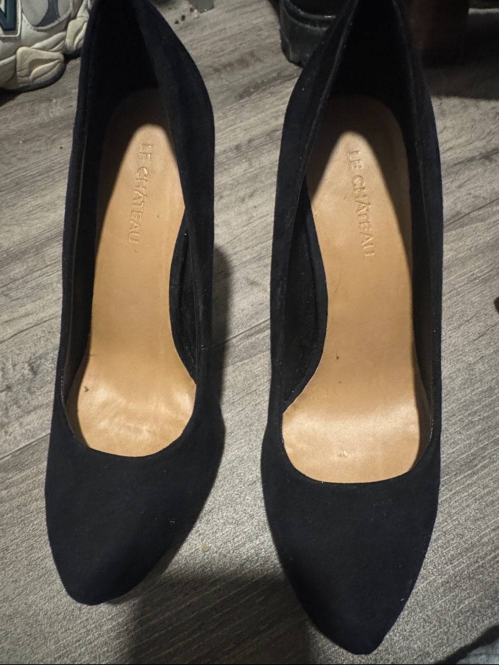 le chateau Black Suede Pointed Toe Pumps